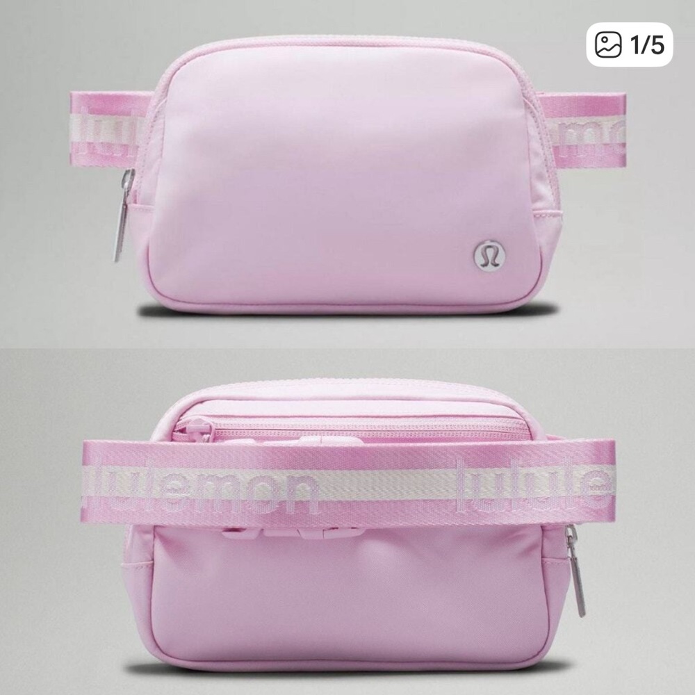 Lululemon Everywhere Belt Bag Wordmark - Picture 4 of 11